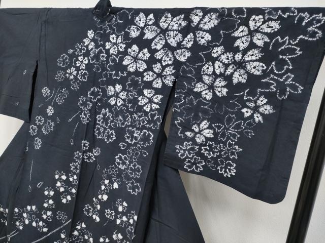 平和屋着物■極上　夏物　浴衣　絵羽　有松鳴海絞り　枝垂れ桜文　黒地　綿　逸品　CYAA3792s5_2