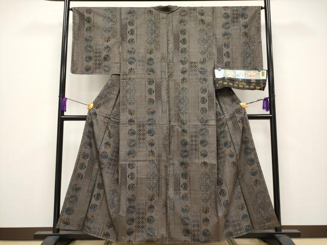 平和屋着物□極上 本場大島紬 9マルキ 泥染め 花丸間道 くぼた