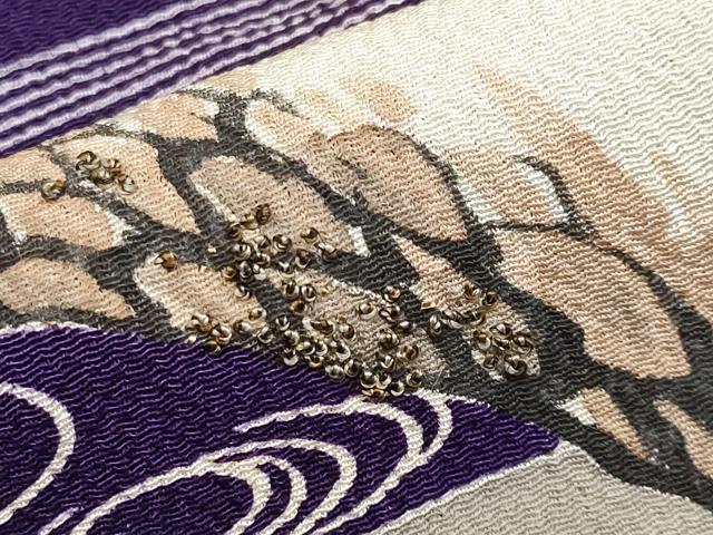 平和屋着物●極上　アンティーク　大正ロマン　中国三大刺繍　相良刺繍　振袖　枝松文　金糸　鬼しぼ縮緬　深紫色地　逸品　CYAA4167s6_7