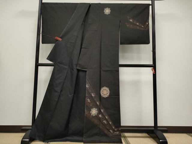 平和屋着物●極上 中国三大刺繍 蘇州刺繍 スワトウ相良刺繍 総刺繍 訪問着 本場染大島紬 翁雪宝 正倉院更紗唐草文 逸品 未使用 CYAA4342s6_1