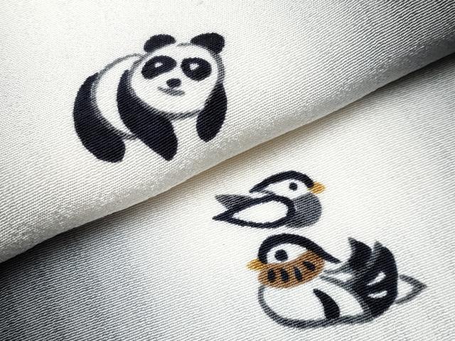 平和屋着物●極上　小紋　動物楽器玩具文　暈し染め　黒地　逸品　CYAA4385s6_6