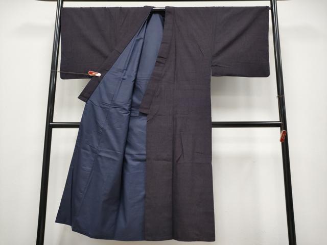 平和屋本店●極上　男性　本場結城紬　重要無形文化財　アンサンブル　色無地　黒紅色地　逸品　CYAA4395s6_1