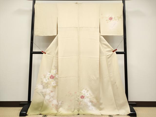 平和屋着物●極上　訪問着　作家物　手描き　刺繍　枝花文　暈し染め　金銀彩　蜂蜜色地　逸品　CYAA4497s6