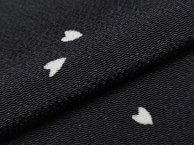 平和屋着物●極上　小紋　舞花びら　黒地　鬼しぼ縮緬　逸品　未使用　CYAA4767s6_6