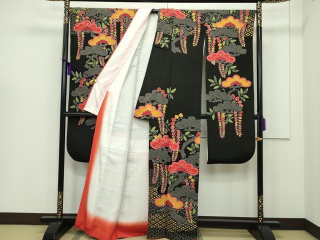 平和屋本店■極上　和染紅型　栗山紅型　栗山吉三郎　振袖　松　黒地　鬼しぼ縮緬　逸品　CZAA1223s5 平和屋本店□極上 和染紅型 栗山紅型 栗山吉三郎 振袖 松 黒地 鬼しぼ