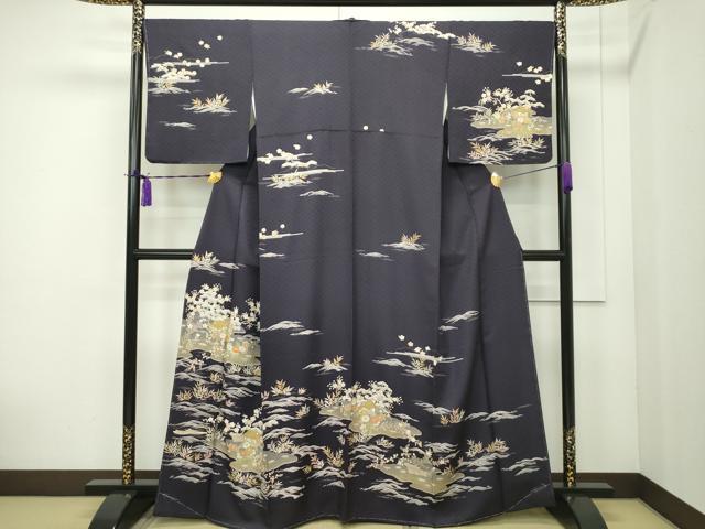 平和屋本店■極上　染匠　久保耕　訪問着　駒刺繍　風景文　金彩　黒紅色地　証紙付き　逸品　未使用　CZAA1726s5
