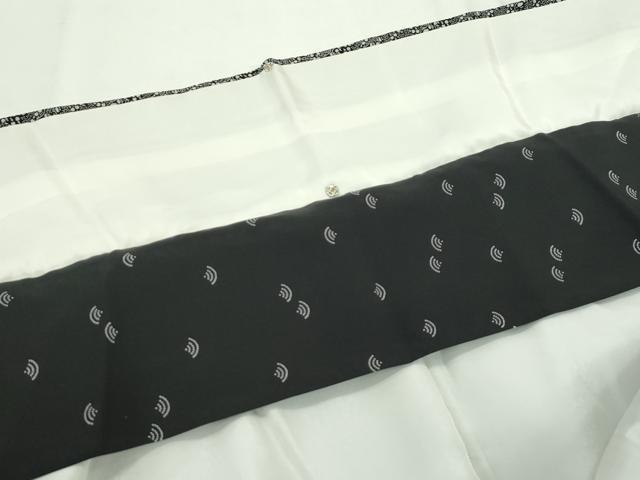 平和屋本店■極上　人間国宝　小宮康孝　河豚と茄子　黒地　西武百貨店扱い　逸品　未使用　CZAA1744s5 小紋