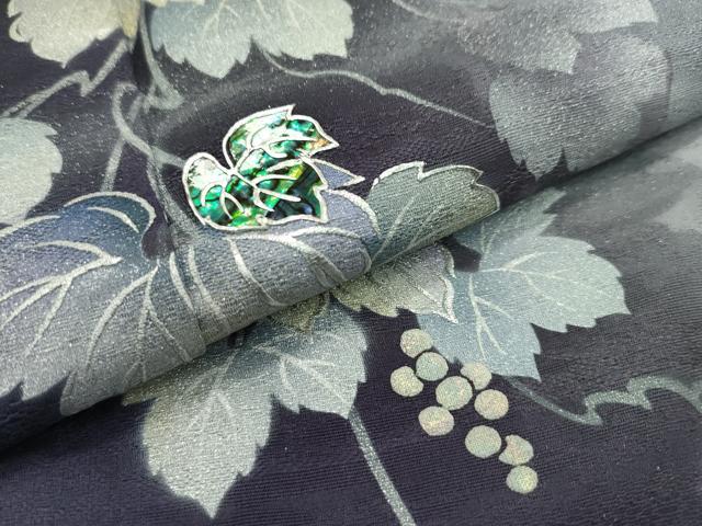 平和屋本店□極上 訪問着 作家物 螺鈿 葡萄蔦の葉文 暈