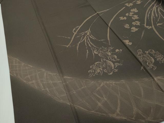 平和屋本店■極上　世界的人形師　辻村寿三郎　ジュサブロー　訪問着　刺繍　鳥獣戯画　暈し染め　赤墨色地　逸品　CZAA2003s5