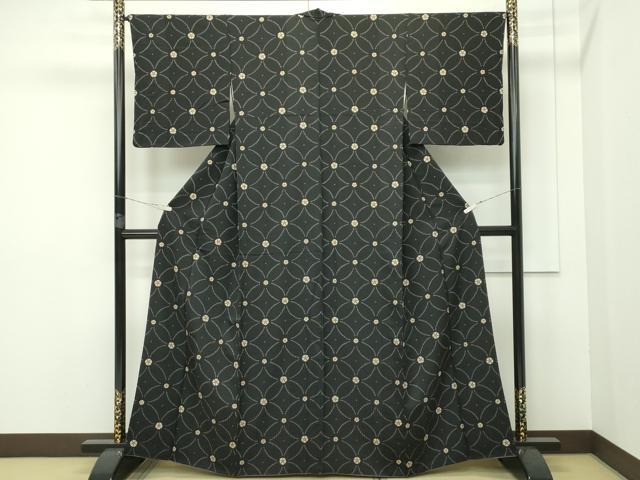 平和屋本店■極上　キモノデザイナー　斉藤上太郎　小紋　七宝花文　黒地　金彩　逸品　CZAA2294s5