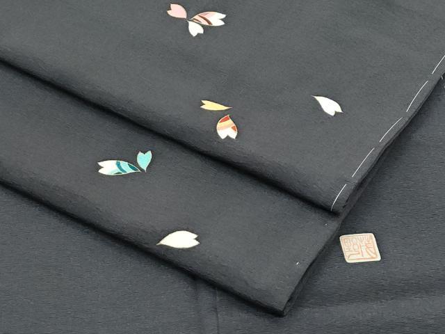 平和屋本店■極上　友禅作家　茂野大生　小紋　舞花文　黒橡色地　逸品　未使用　CZAA2410s5