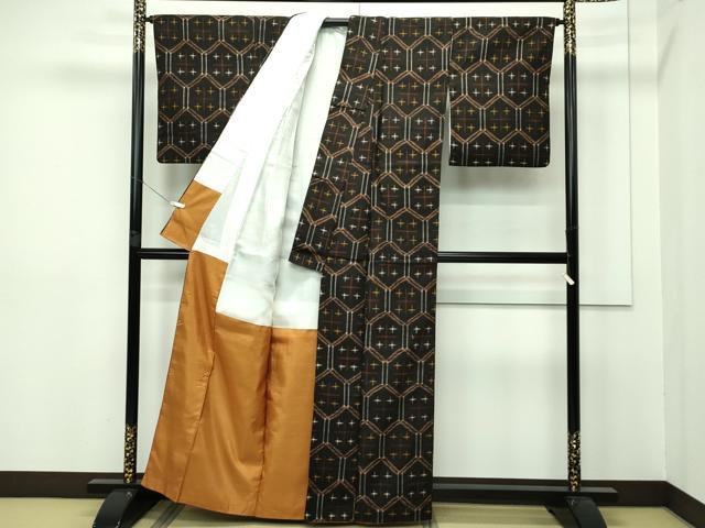 平和屋本店□極上 国指定重要無形文化財 本場久米島紬 手織