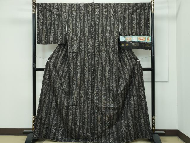 平和屋着物●本場大島紬　一元7マルキ　変わり格子　正絹　逸品　未使用　AAAZ4922ph 平和屋着物○本場大島紬 一元7マルキ 変わり格子 正絹 逸品 未使用