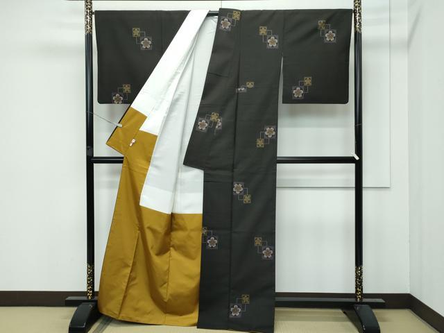 ◆高級手縫い仕立付◆本場大島証書付き◆手描きろうけつ、たたき◆訪問着NO.17 平和屋着物□極上 本場大島紬 泥染め 9マルキ 優美粧 色紙重ね桜