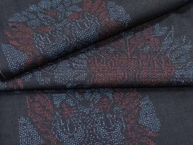 平和屋着物■極上　本場結城紬　重要無形文化財　100亀甲　向かい鳥正倉院花文　大丸扱い　逸品　未使用　CZAA3966s5