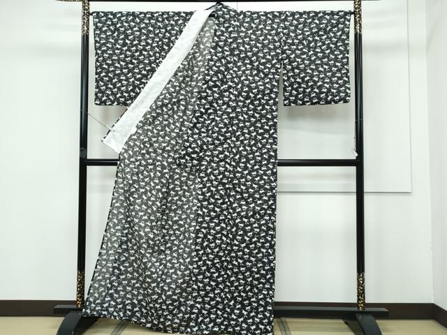 平和屋着物■極上　夏物　小紋　絽　跳び兎　黒地　洗える着物　逸品　CZAA3998s5