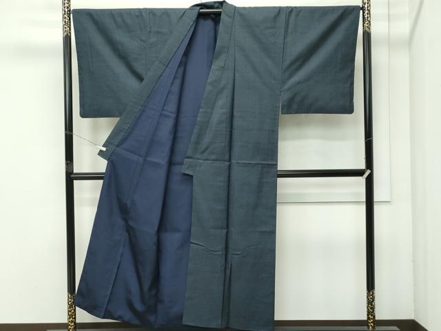 平和屋本店＊極上　夏物　本場大島紬　夏大島　160亀甲　総詰め　羊羹色地　逸品　未使用　DZAA7631kh5 平和屋着物＊夏物 本場大島紬 夏大島 160亀甲 幾何学文様 正絹 逸品
