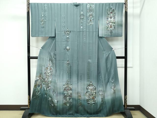 平和屋本店●極上　訪問着　総刺繍　翆山刺繍　飾花文　暈し染め　金糸　柳煤竹色地　逸品　CZAA4799s6