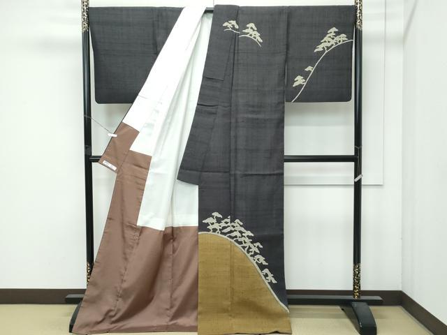 平和屋着物●極上　染織の名門　しょうざん 生紬　訪問着　一珍染　松　檳榔子染色地　逸品　CZAA4994s6_1