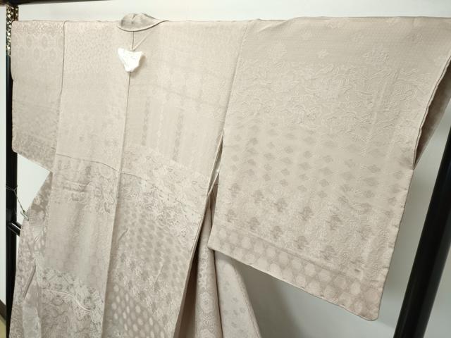 平和屋着物●極上　色無地　白橡色　横段吉祥唐草地紋　逸品　未使用　CZAA5140s6_3