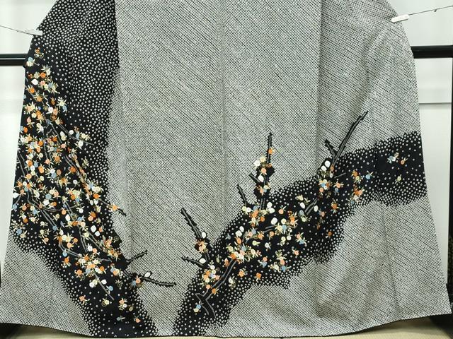平和屋着物●極上　訪問着　総絞り　刺繍　枝花文　黒地　金糸　越後屋扱い　逸品　CZAA5172s6_3