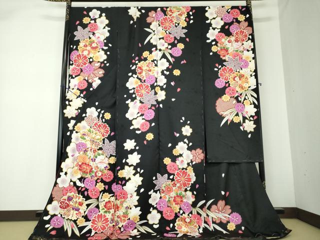 平和屋着物●豪華振袖　駒刺繍　椿姫　吉祥花文　黒地　金彩　仮絵羽　逸品　未使用　DAAQ2892ps