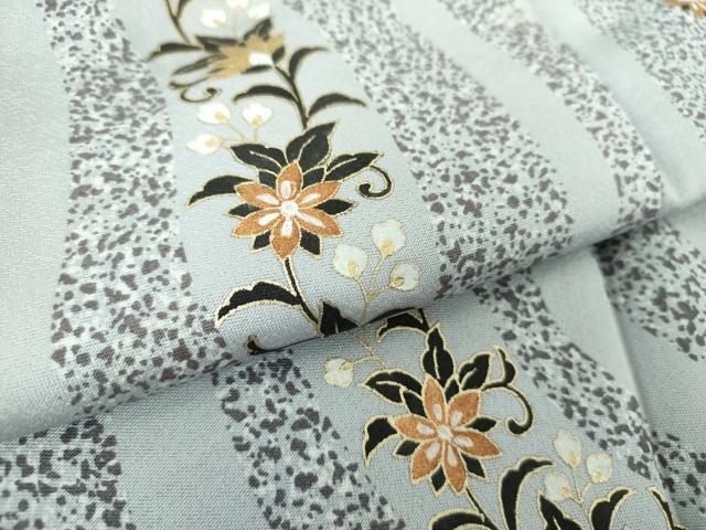 平和屋着物○染織作家 染織デザイナー 大島明 訪問着 草花文 渦巻 金彩