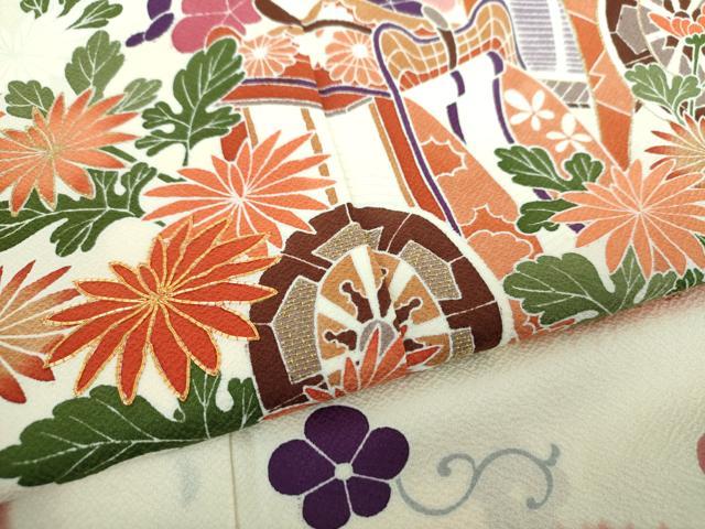 平和屋着物○創業460年・千總 振袖 駒刺繍 御所車花文 金彩