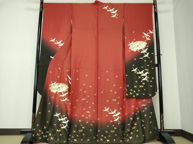 平和屋着物●豪華振袖　駒刺繍　地紙群れ鶴　暈し染め　金彩　金通し地　正絹　逸品　DAAQ3173ps