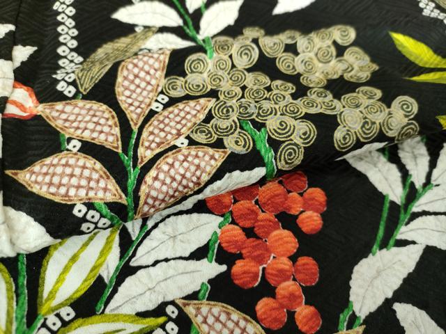 平和屋着物▽上質な小紋 単衣 南天文 鬼しぼ縮緬 正絹 逸品