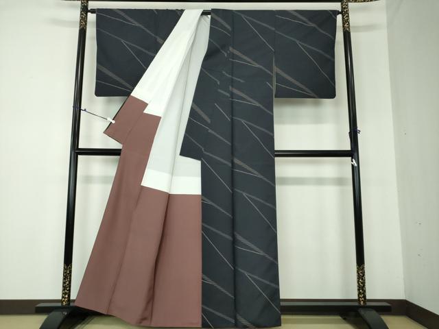 平和屋着物○本場大島紬 斜線文 正絹 逸品 DAAQ3381ps