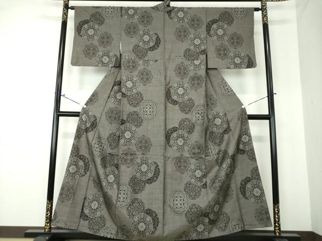 平和屋着物●本場大島紬　9マルキ　正倉院花文　正絹　逸品　DAAQ3407ps