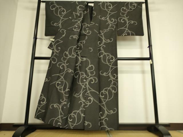平和屋着物▽上質な紬　単衣　唐草文　黒地　正絹　逸品　DAAQ3596az