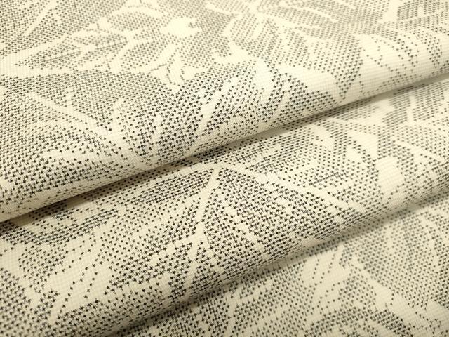 平和屋着物●本場大島紬　白大島　7マルキ　草葉文　正絹　逸品　DAAR4421tw