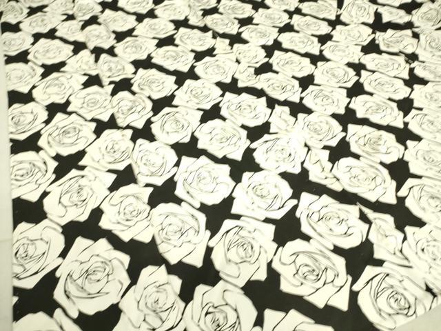 平和屋着物▽上質な小紋　単衣　花尽くし　薔薇　黒地　正絹　逸品　DAAS0586az 平和屋着物▽上質な小紋 単衣 花尽くし 薔薇 黒地 正絹 逸品 DAAS0586az