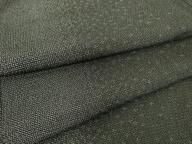 平和屋着物▽本塩沢　単衣　間道　110亀甲　黒地　反端付き　正絹　逸品　DAAS0797az