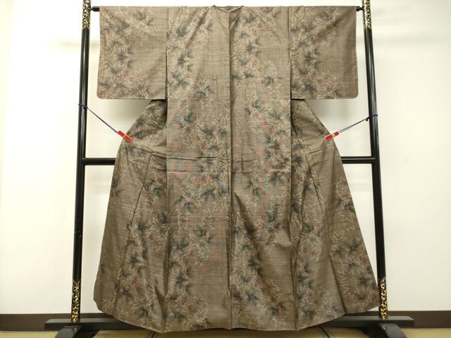 平和屋着物●本場大島紬　9マルキ　草花文　正絹　逸品　DAAS2051tw 平和屋着物○本場大島紬 9マルキ 草花文 正絹 逸品 DAAS2051tw