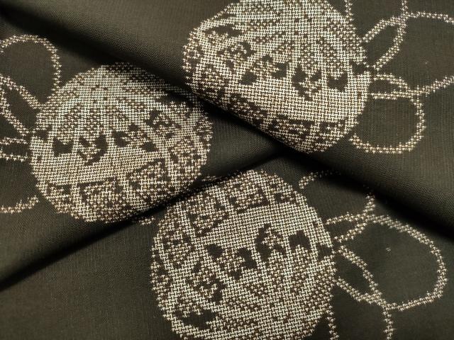 平和屋着物●本場大島紬　9マルキ　鞠　まり　三越扱い　正絹　逸品　DAAS2059tw 平和屋着物○本場大島紬 9マルキ 鞠 まり 三越扱い 正絹 逸品 DAAS2059tw