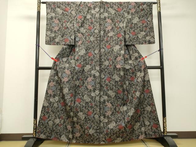 平和屋着物●本場大島紬　7マルキ　亀甲松竹梅唐草文　正絹　逸品　CAAW3691vf 平和屋着物○本場大島紬 7マルキ 亀甲松竹梅唐草文 正絹 逸品 CAAW3691vf