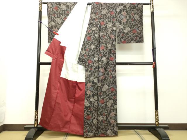 平和屋着物●本場大島紬　7マルキ　亀甲松竹梅唐草文　正絹　逸品　CAAW3691vf 平和屋着物○本場大島紬 7マルキ 亀甲松竹梅唐草文 正絹 逸品 CAAW3691vf