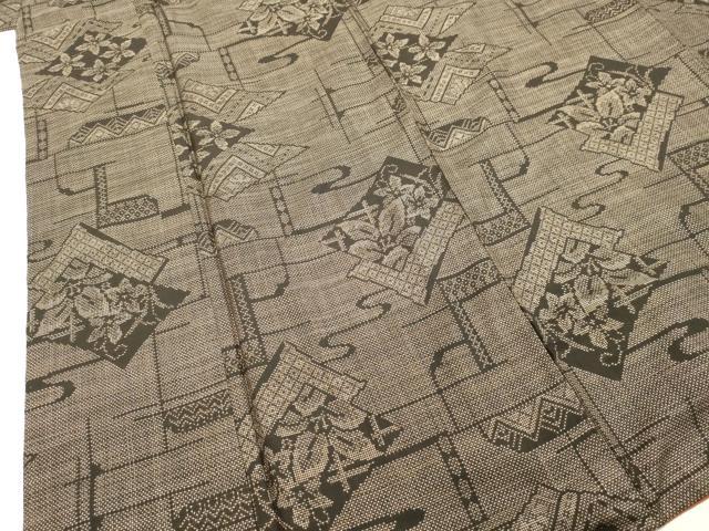 平和屋着物□本場大島紬 7マルキ 色紙重ね草花文 正絹 逸品 CAAU0406ev