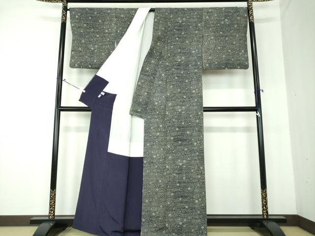 平和屋着物○藍造り国選定無形文化財 藍師・佐藤昭人