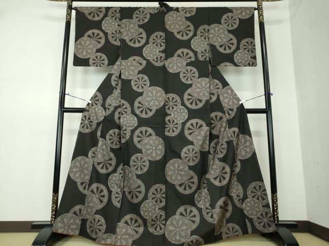 平和屋着物○都喜ヱ門 本場大島紬 7マルキ 源氏車 藤絹