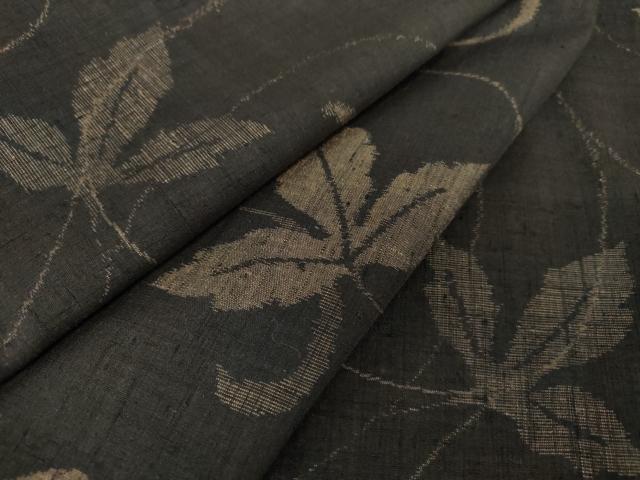 平和屋着物●上質な紬　唐草文　黒地　正絹　逸品　DAAS3448ps