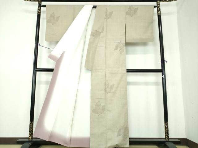 平和屋着物○結城紬 100亀甲 飛び亀甲柄 舞蝶文 正絹 逸品 AAAU8340zg