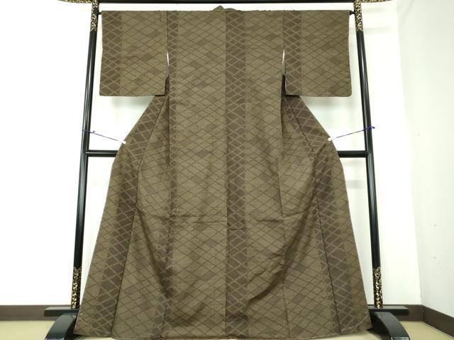 平和屋着物●結城紬　80亀甲　格子間道　鈴乃屋扱い　正絹　逸品　未使用　DAAS3477ps