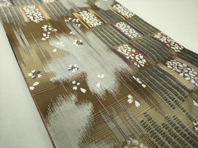 平和屋着物○六通柄袋帯 舞桜 金糸 やまと誂製 正絹 逸品