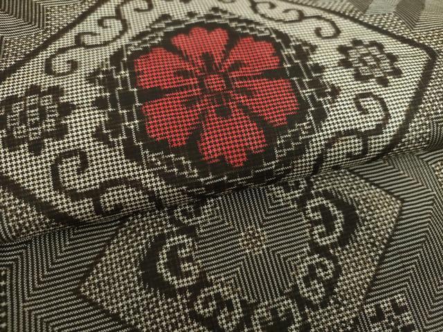 平和屋着物○本場大島紬 龍郷絣 アンサンブル 花菱文 正絹 逸品 DAAY5448ud