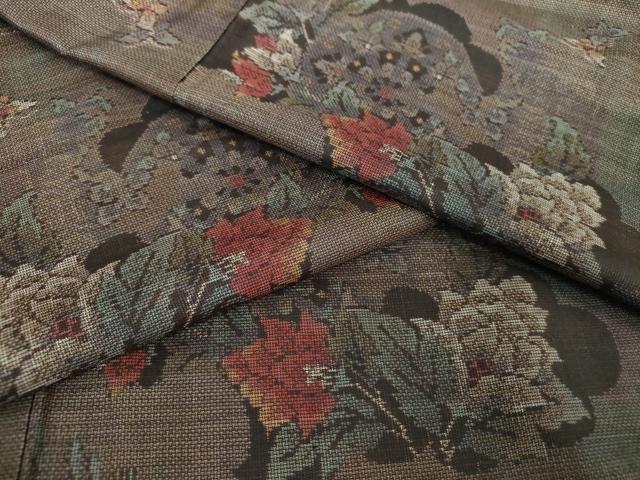 平和屋着物○本場大島紬 9マルキ 雲取り花文 正絹 逸品 未使用