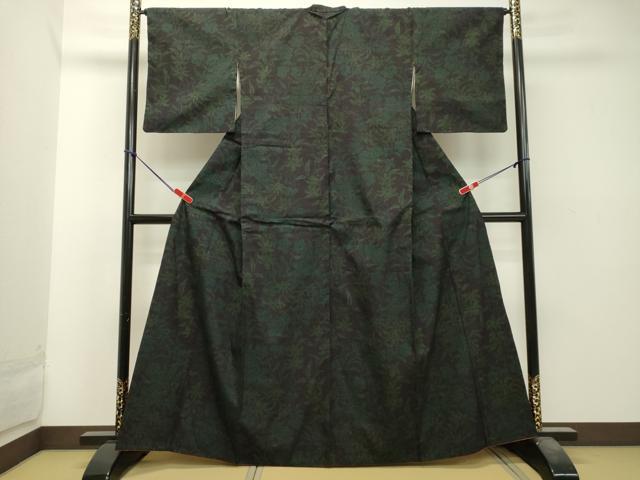 平和屋着物●本場結城紬　重要無形文化財　100亀甲　総詰め　草花文　正絹　逸品　DAAT1002tw 平和屋着物○本場結城紬 重要無形文化財 100亀甲 総詰め 草花文